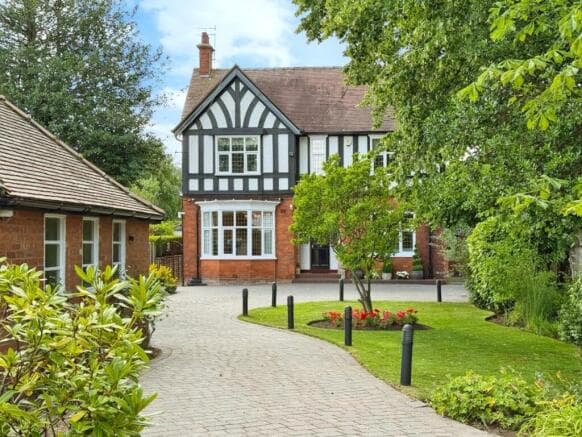 4 bed Detached for sale in hull