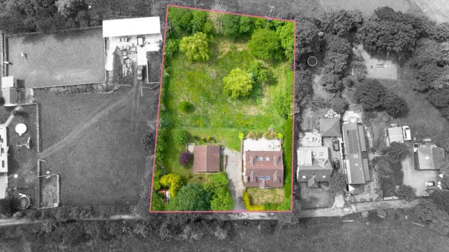 6 bed Detached for sale in pudsey