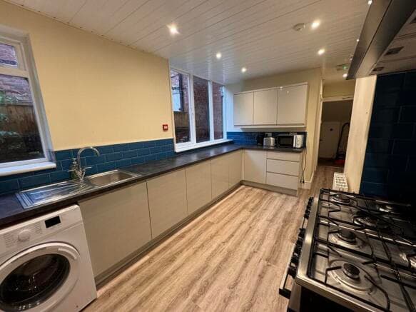 7 bed End of Terrace to rent in york