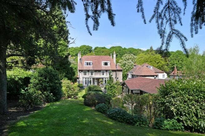 8 bed Detached for sale in sheffield