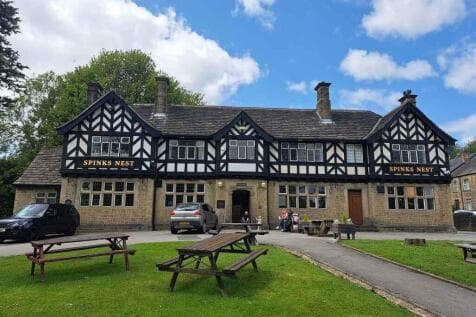 Pub to rent in huddersfield
