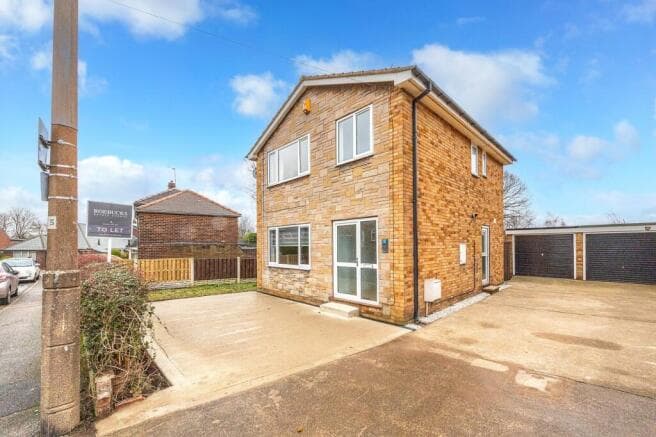 3 bed Detached to rent in barnsley