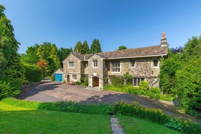5 bed Detached for sale in keighley