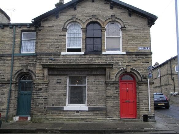 2 bed Terraced to rent in shipley