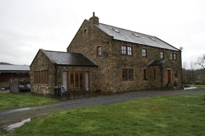 6 bed Detached to rent in keighley