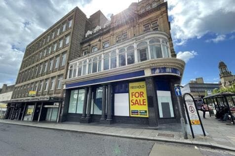 Office to rent in halifax