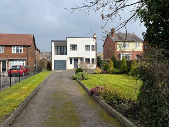 4 bed Detached for sale in wakefield