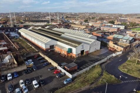 Distribution Warehouse to rent in rotherham