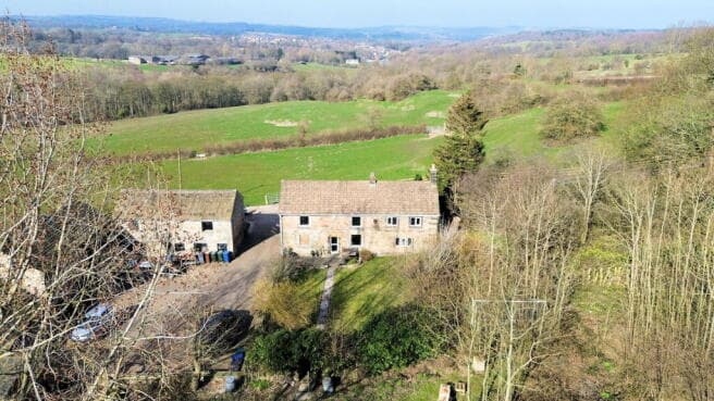 3 bed Detached for sale in barnsley