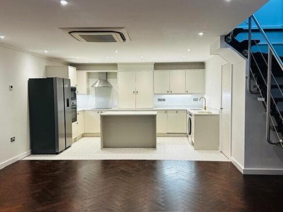 2 bed Detached to rent in harrogate