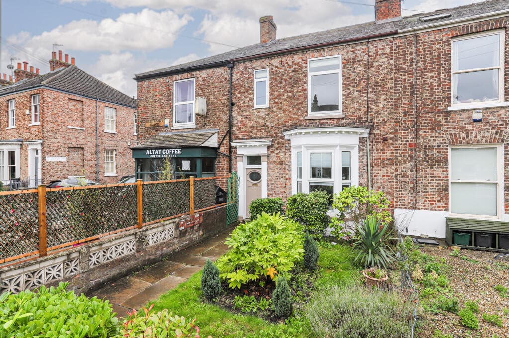 1 Bedroom House Share For Rent In Walmgate, Heslington Road, Yo10