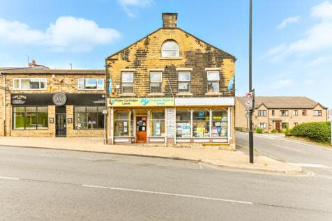 6 bed Retail Property (high street) for sale in pudsey
