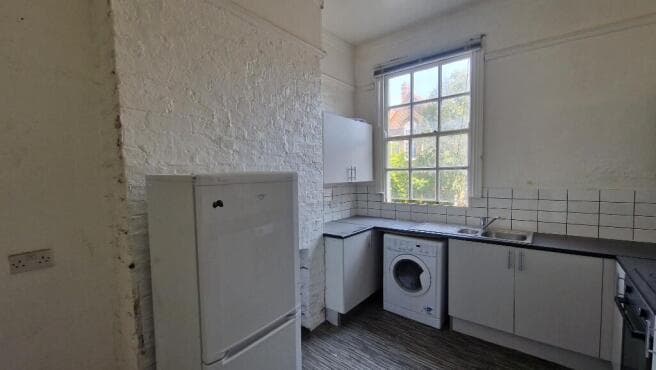 7 bed Flat to rent in hull