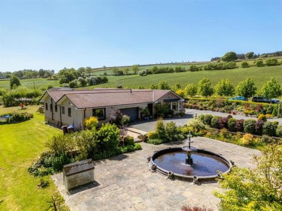 4 bed Bungalow for sale in sheffield