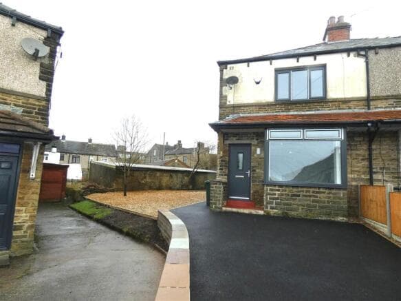 3 bed Semi-Detached to rent in bradford