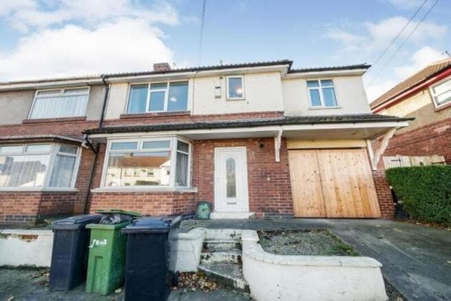 7 bed Semi-Detached to rent in york