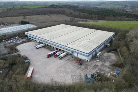 Distribution Warehouse to rent in barnsley