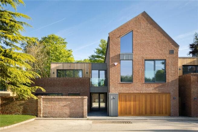 5 bed House for sale in york