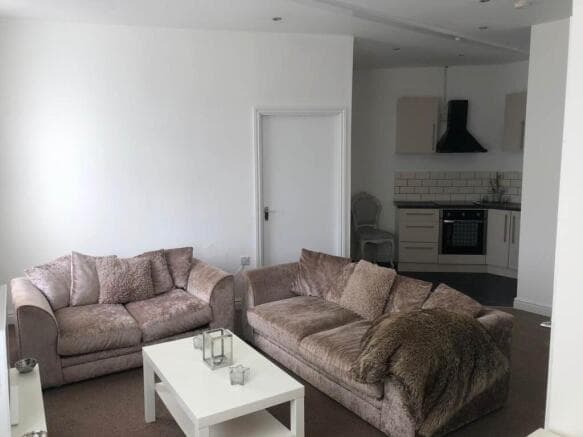 1 bed Flat to rent in brighouse