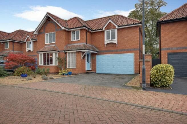 4 bed Detached for sale in beverley