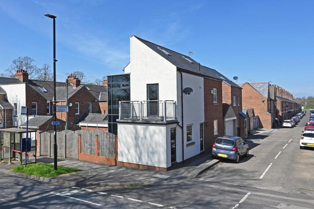 4 Bedroom Detached House For Rent In Curzon Terrace, South Bank, York, Yo23 in york