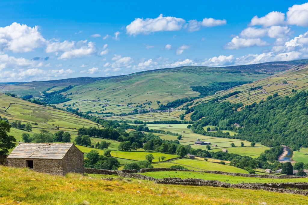 Image name upper swaledale yorkshire 1 the 1 image from the post Walk: Muker, Keld & Kisdon in Yorkshire.com.