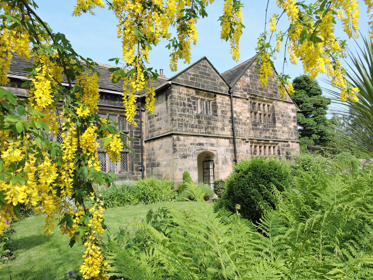 Image name Oakwell Hall and Country Park the 1 image from the post Oakwell Hall and Country Park in Yorkshire.com.