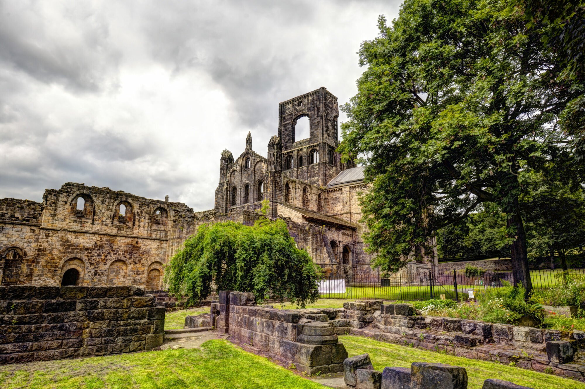 Leeds Page image 26 Image name shutterstock 449746546 scaled the 17 image from the post Leeds in Yorkshire.com.
