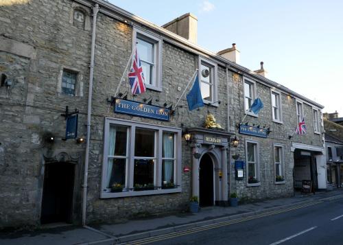 The Golden Lion at Settle image three