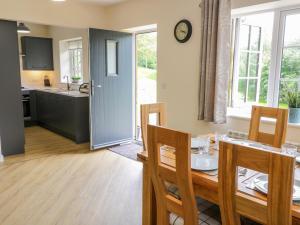 Ryedale Country Lodges - Hazel Lodge image two