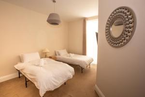 Norton Serviced Apartments image two