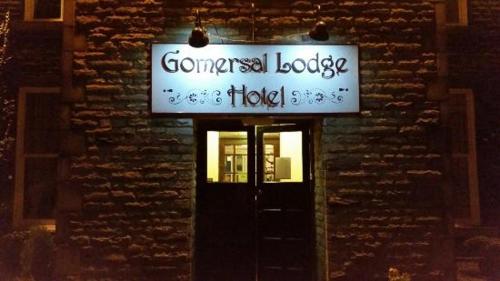 Gomersal Lodge Hotel image one