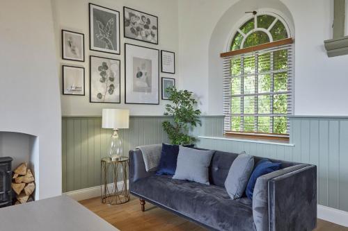 Host & Stay - Dunsley Chapel image three