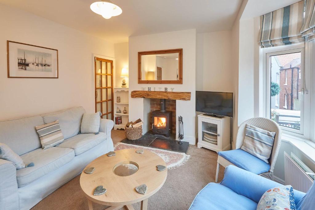 Host & Stay - Tenby Cottage image one