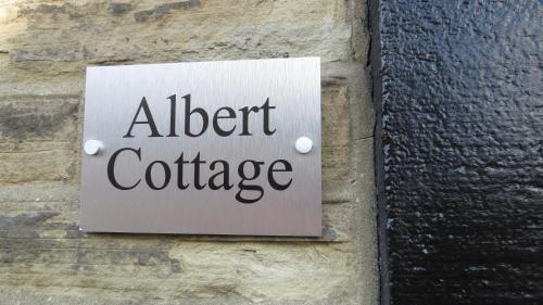 Albert Cottage image three