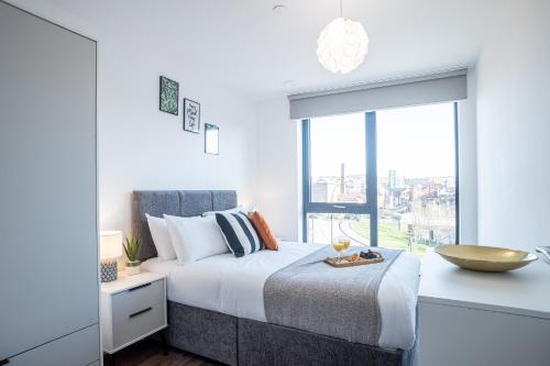 Great Central 2 Bed Apartments near City Centre Opulent Living Serviced Accommodation Sheffield image three