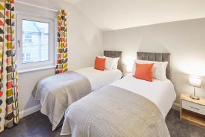 Host & Stay - The Avenue Victoria Apartment image two