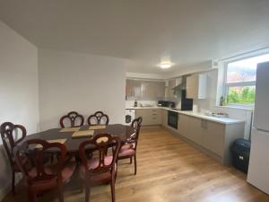 Inviting 3-Bed Apartment in Stockton-on-Tees image two