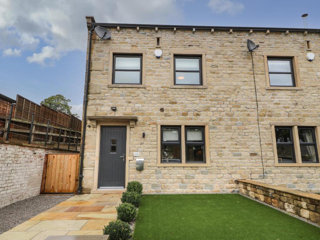 Picture of 1 Stansfield Mews
