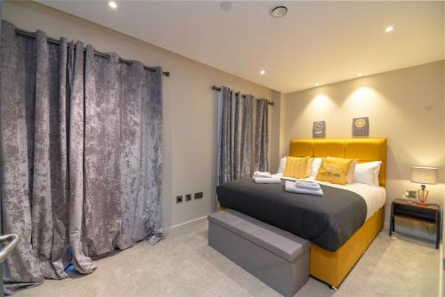 Entire 2 Bed - Free Parking - No. 15 - The Cosy Collection Ltd image three