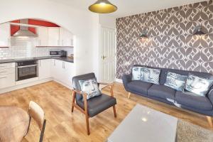 Host & Stay - Mindello Apartment image two