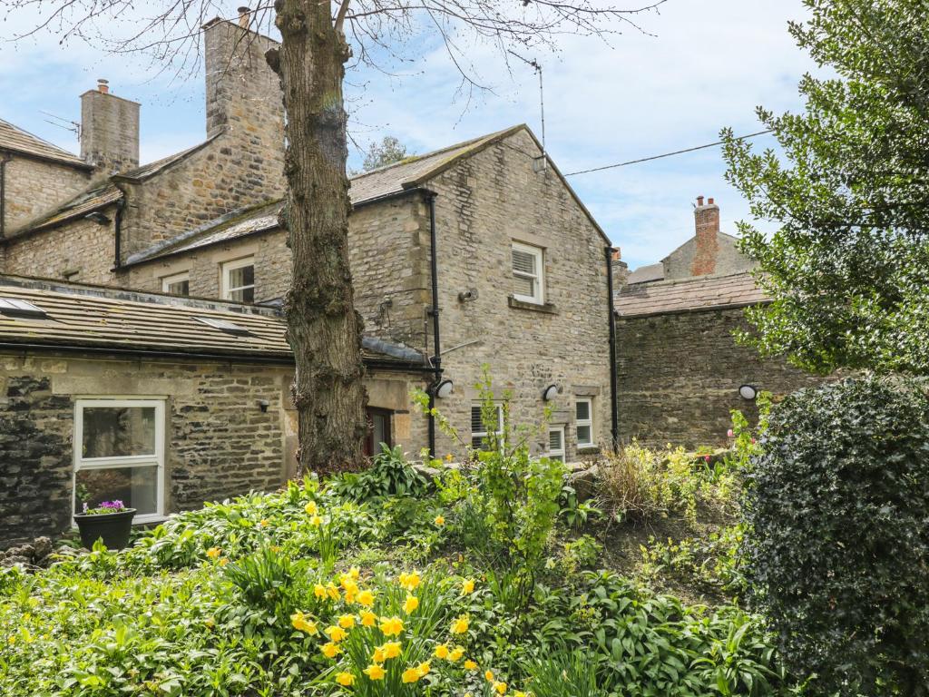 The Gatehouse, Leyburn image one