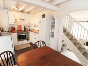Flamingo Cottage, Saltburn-by-the-Sea image two