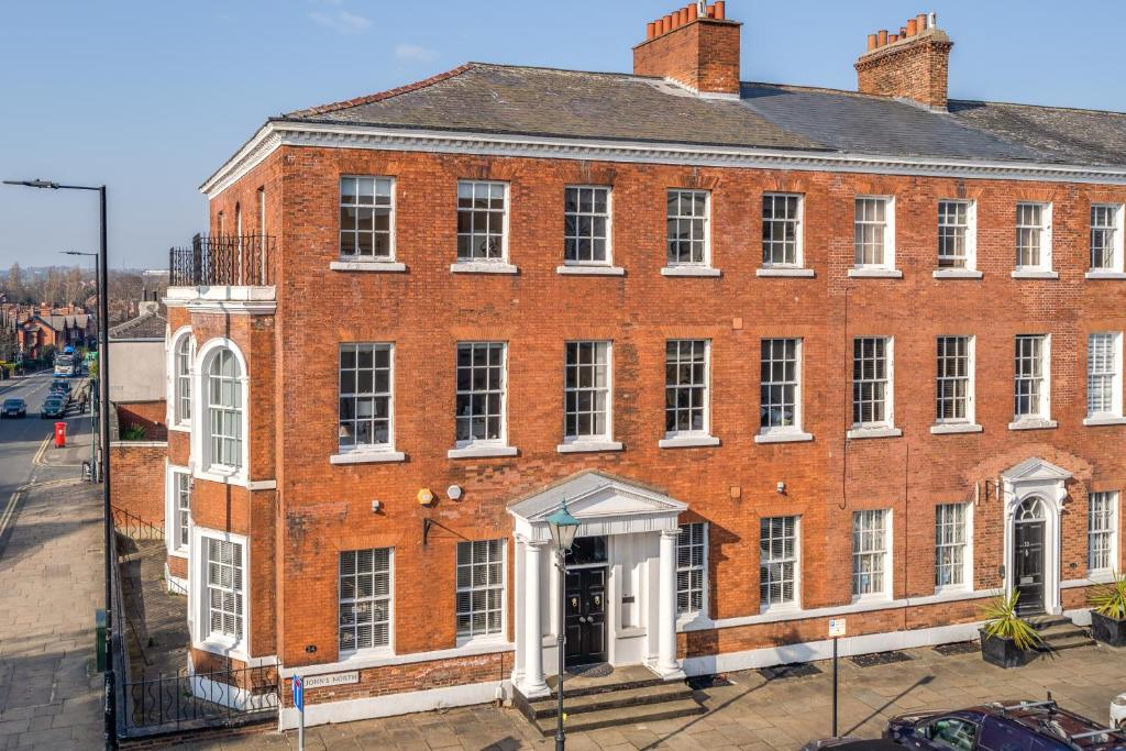 Wakefield Town House image one