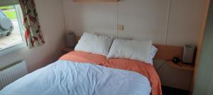 2 Bedroom Caravan for rental at Skipsea Sands image two