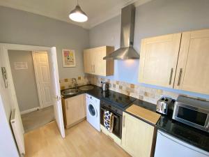 39 Eastborough - 1 Bed image two
