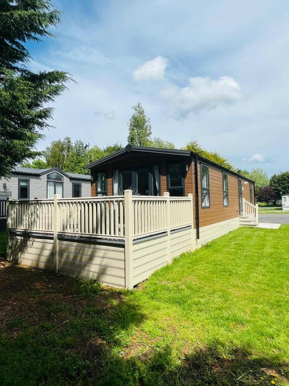 Picture of Woodpark Lodge with Hot Tub