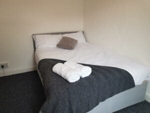 Picture of Spacious Pristine Serviced Accommodation 3