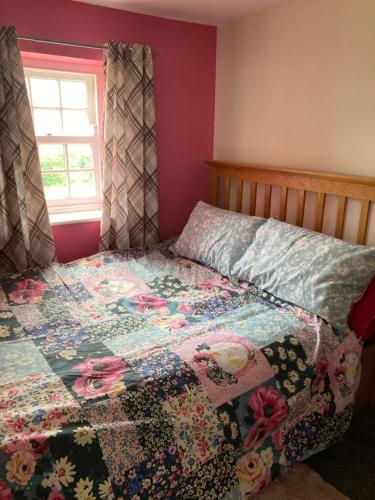 Charming 1-Bed Studio in Middlesbrough image three
