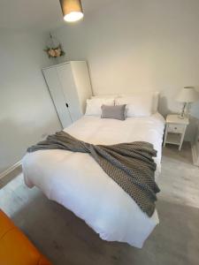 Serviced Accommodation image one